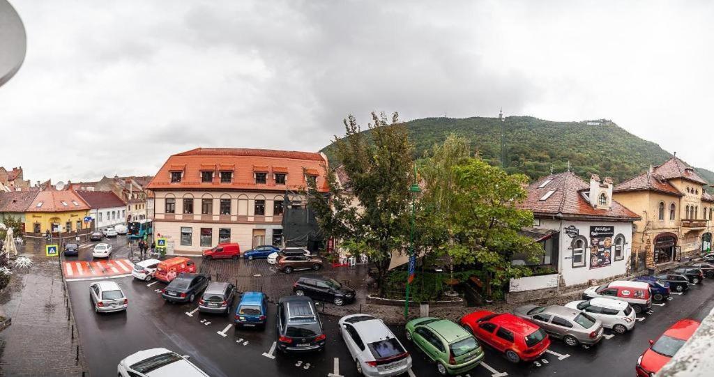 Apartament Dinicu, Brasov, Romania Екстериор снимка