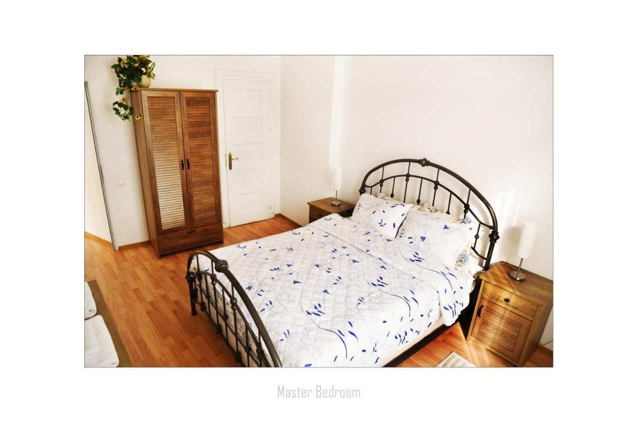 Apartament Dinicu, Brasov, Romania Екстериор снимка