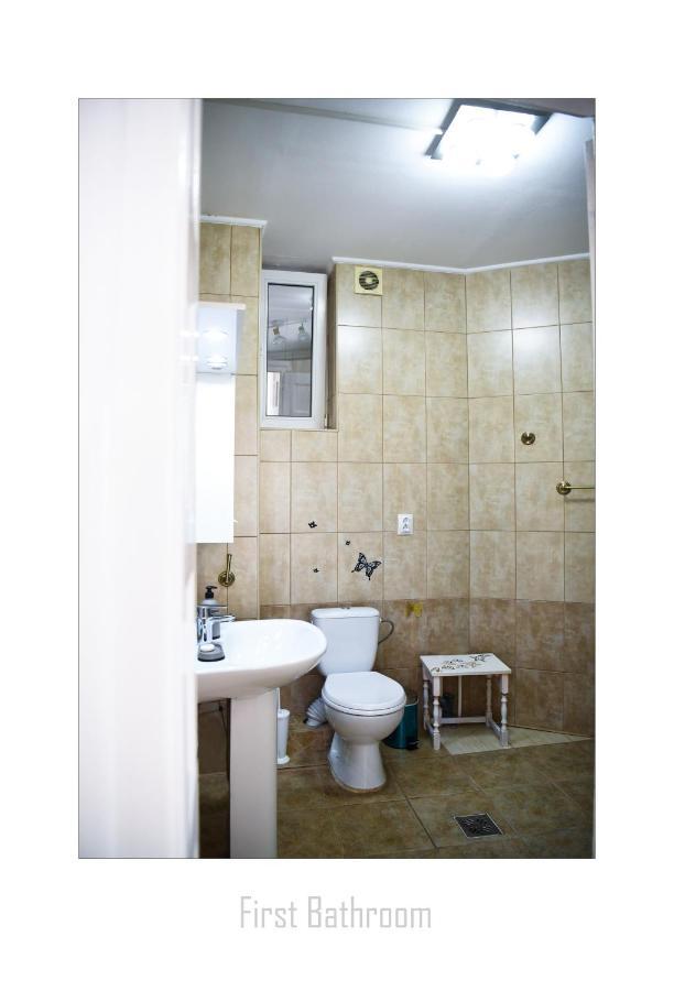 Apartament Dinicu, Brasov, Romania Екстериор снимка
