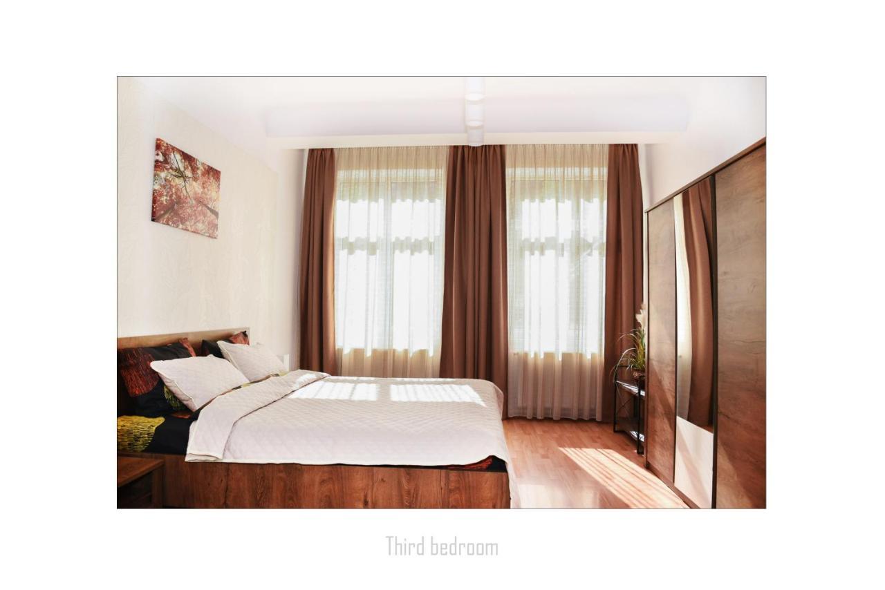 Apartament Dinicu, Brasov, Romania Екстериор снимка